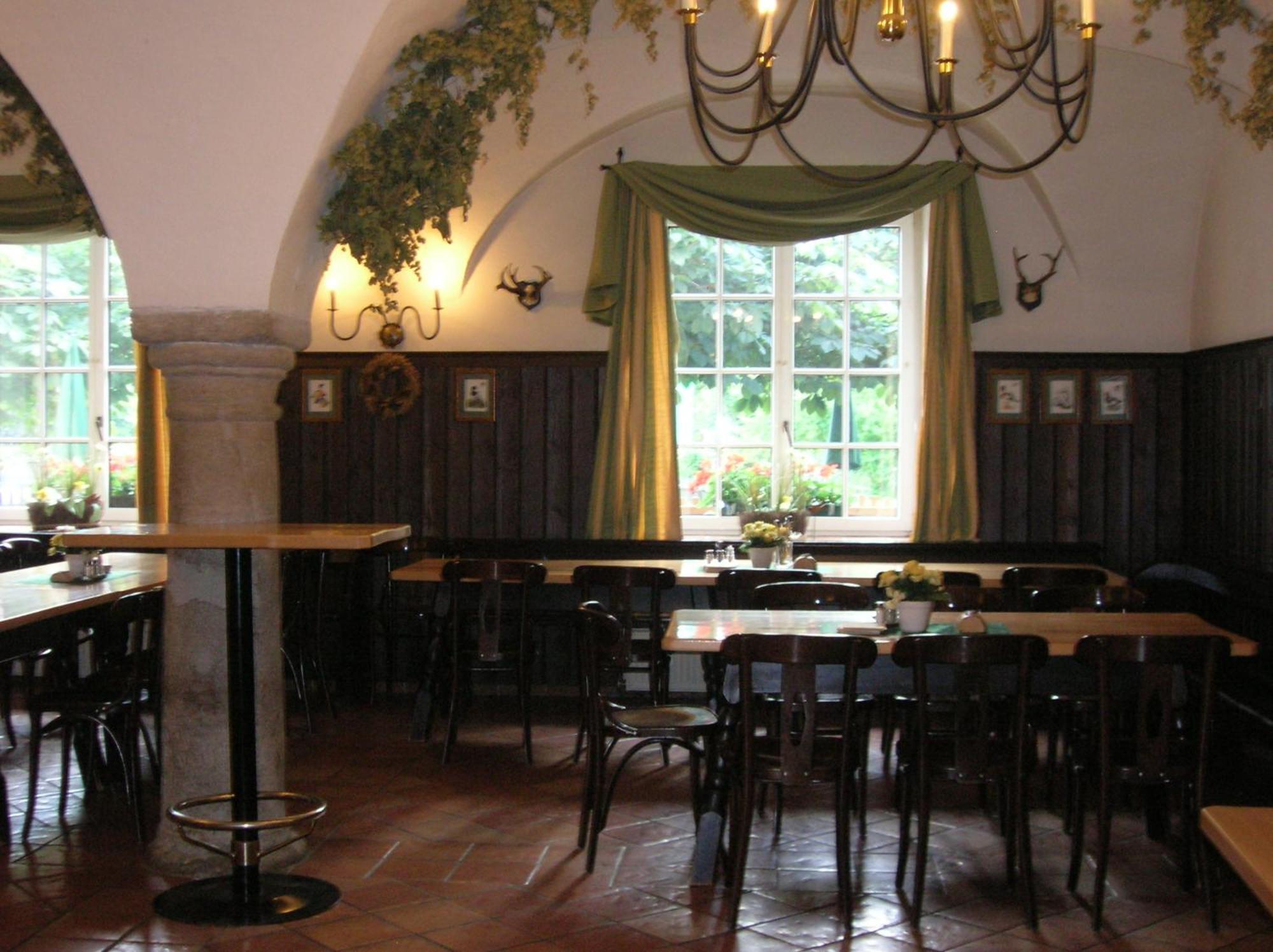 Schlossbrauerei Weinberg - Erste Ooe. Gasthausbrauerei Kefermarkt Buitenkant foto