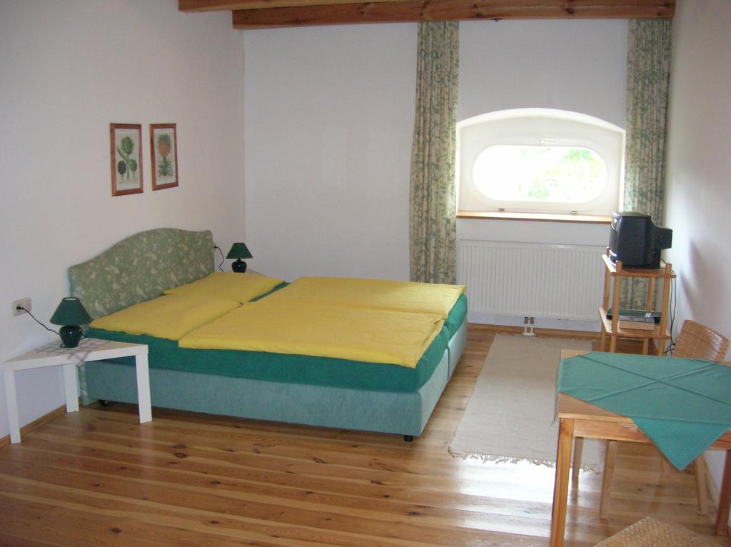 Schlossbrauerei Weinberg - Erste Ooe. Gasthausbrauerei Kefermarkt Kamer foto
