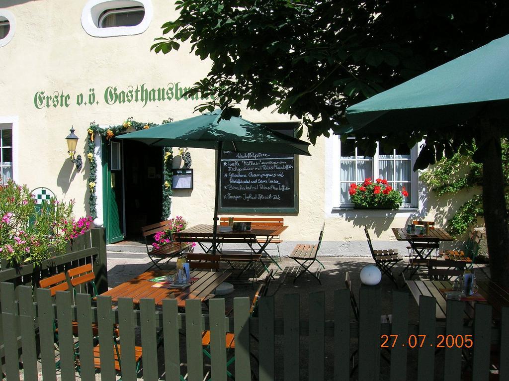 Schlossbrauerei Weinberg - Erste Ooe. Gasthausbrauerei Kefermarkt Buitenkant foto